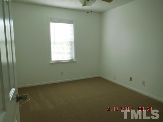 111 Quail Ridge Henderson, NC 27536 - Photo 14 of 21 Gallery Image 14