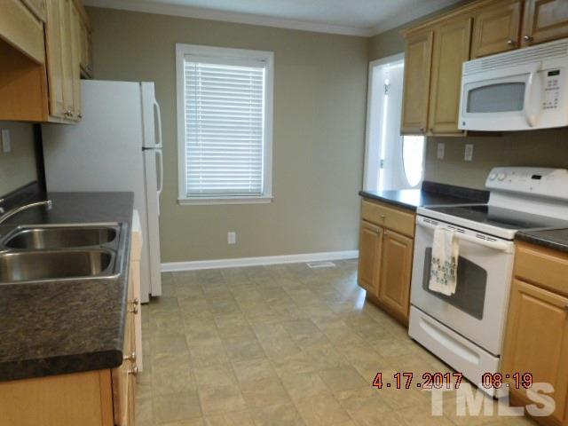 111 Quail Ridge Henderson, NC 27536 - Photo 6 of 21 Gallery Image 6