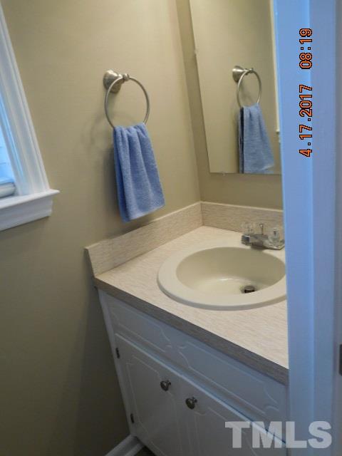 111 Quail Ridge Henderson, NC 27536 - Photo 9 of 21 Gallery Image 9