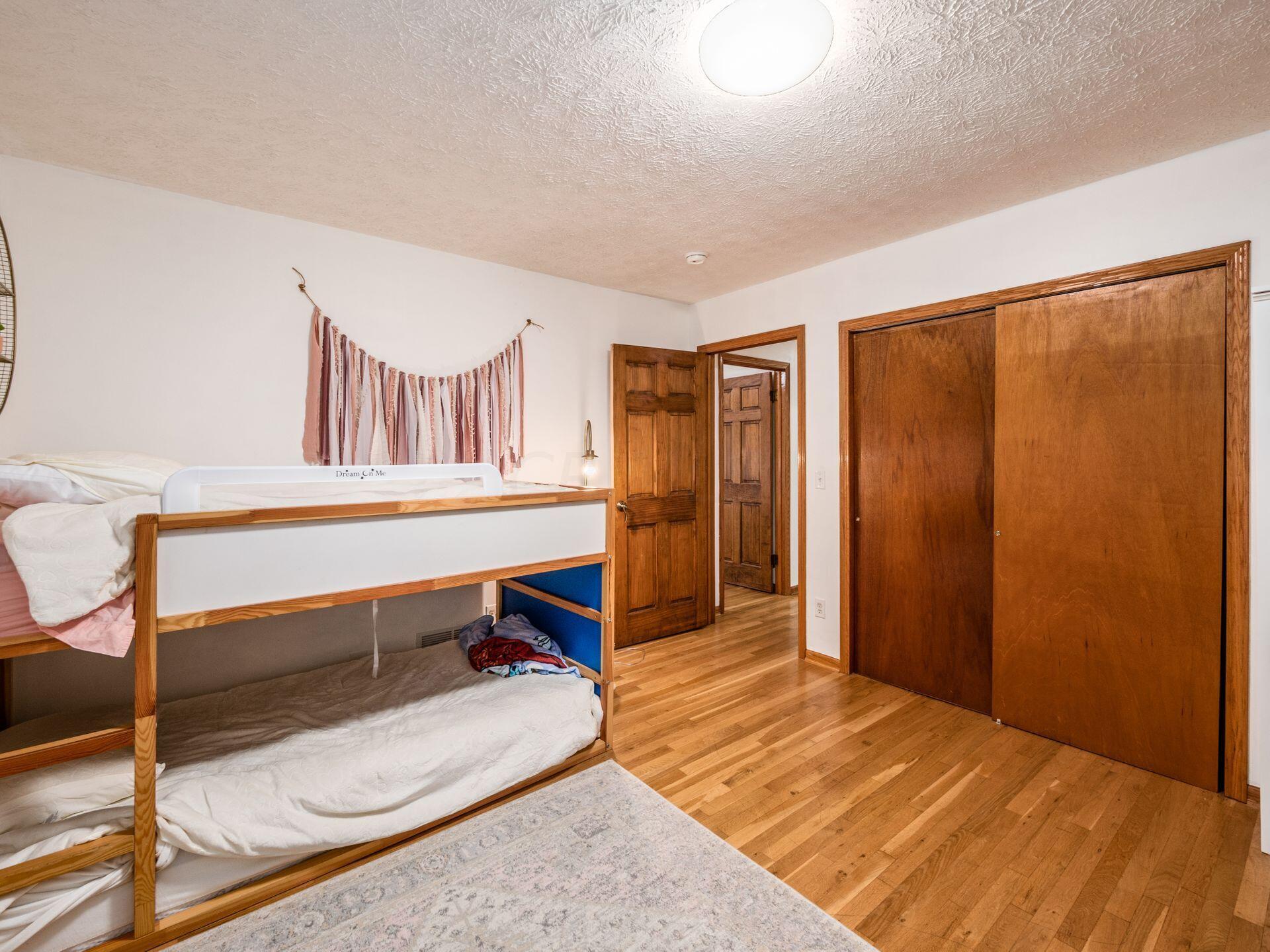 1295 Greenleaf Road Columbus, OH 43223 - Photo 7 of 24 Bedroom 2