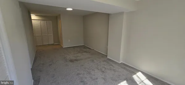 $2,500 | 15 Asbury Way, Sterling, VA 20165