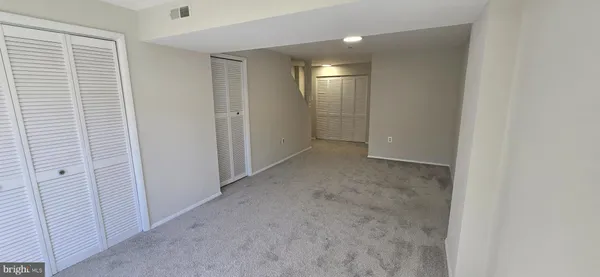 $2,500 | 15 Asbury Way, Sterling, VA 20165