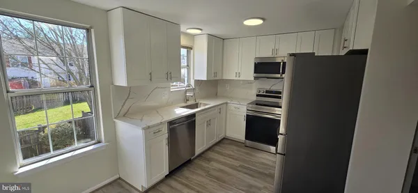 $2,500 | 15 Asbury Way, Sterling, VA 20165