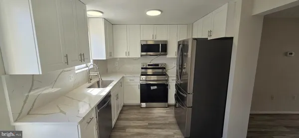 $2,500 | 15 Asbury Way, Sterling, VA 20165