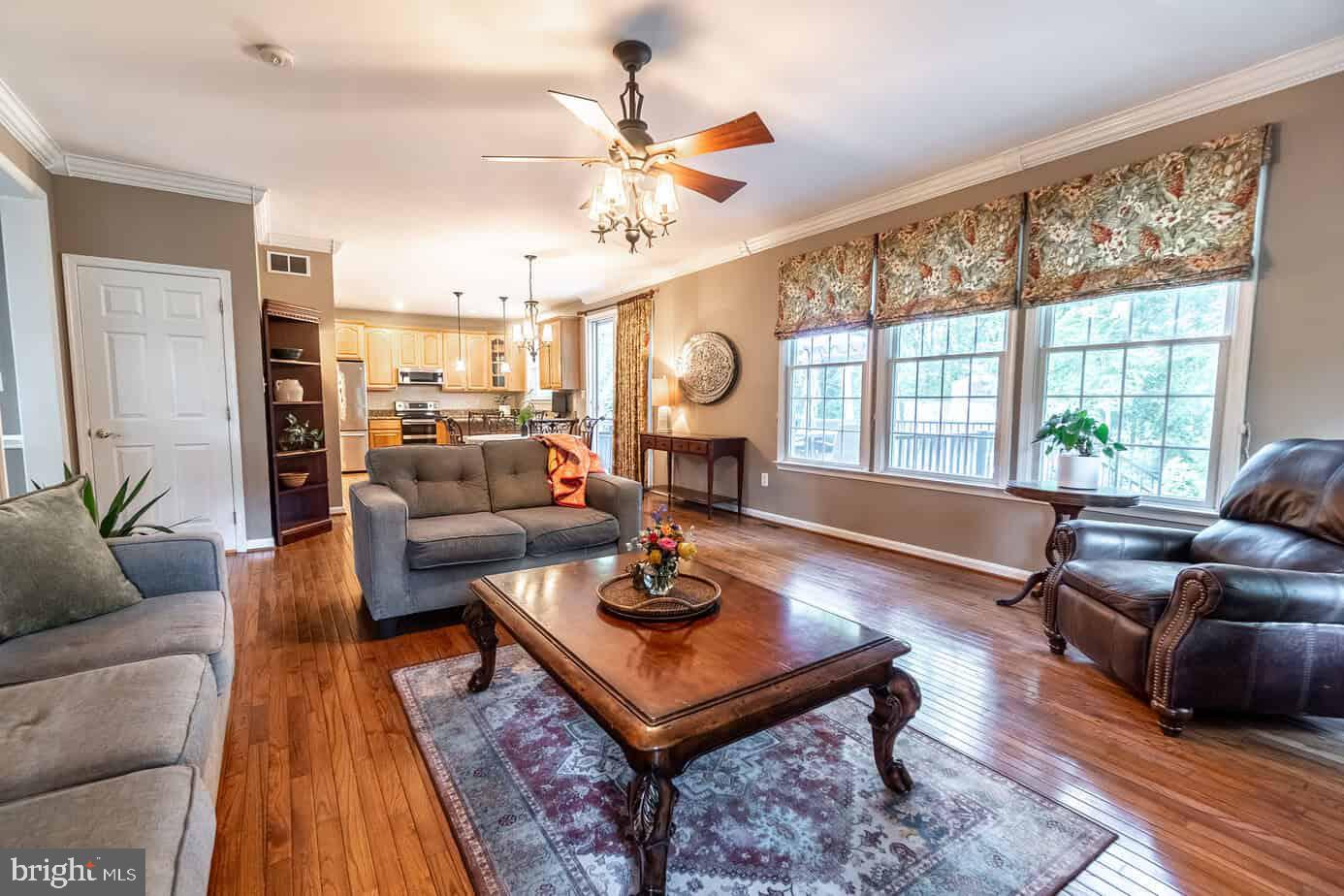15214 Old Hanover Road Upperco, MD 21155 - Photo 5 of 46 Living Room
