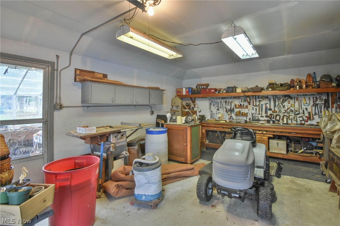 3323 Kirk Road Youngstown, OH 44511 - Photo 20 of 31 Gallery Image 20