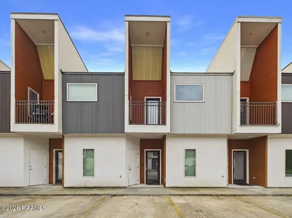 $174,000 | 113 Bayou Street, Unit 112, Lafayette, LA 70503