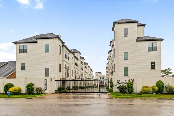 $3,600 | 3334 Beverly Forest Drive, Houston, TX 77057