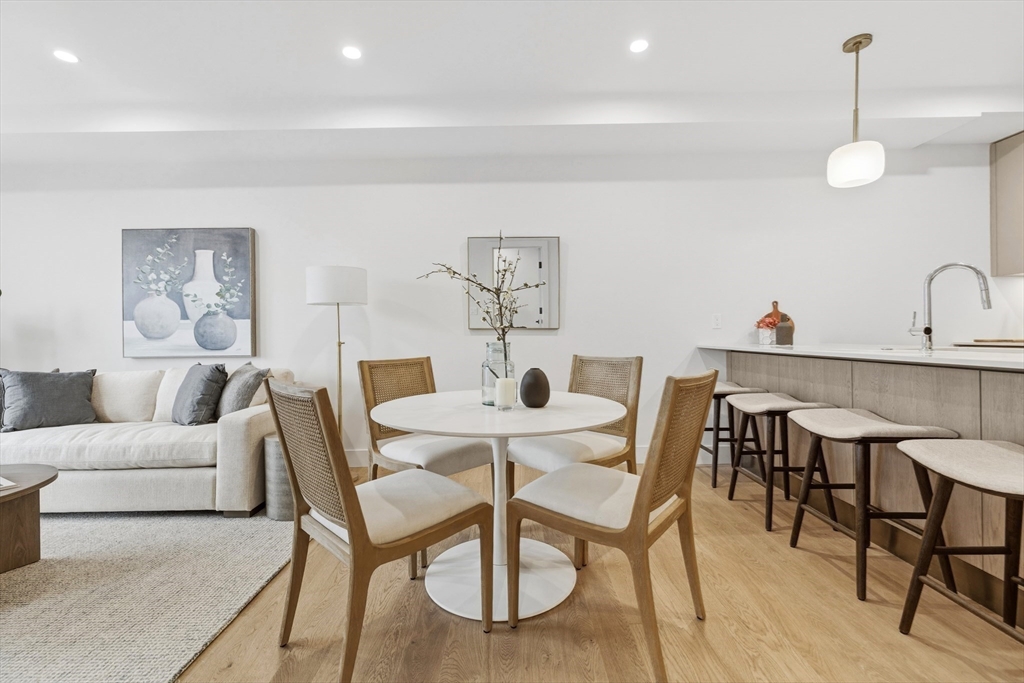 118 B Street, Unit 407 Boston, MA 02127 - Photo 3 of 9