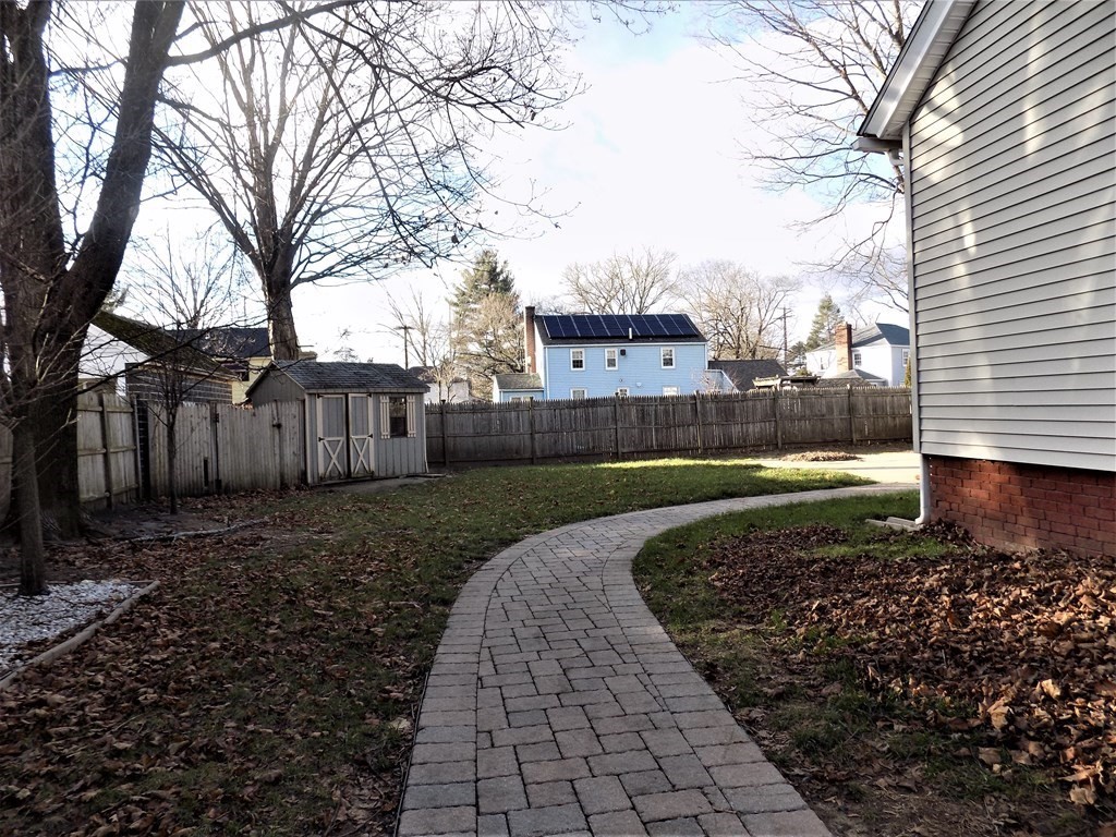 57 Maple Terrace West Springfield, MA 01089 - Photo 6 of 35 Gallery Image 6