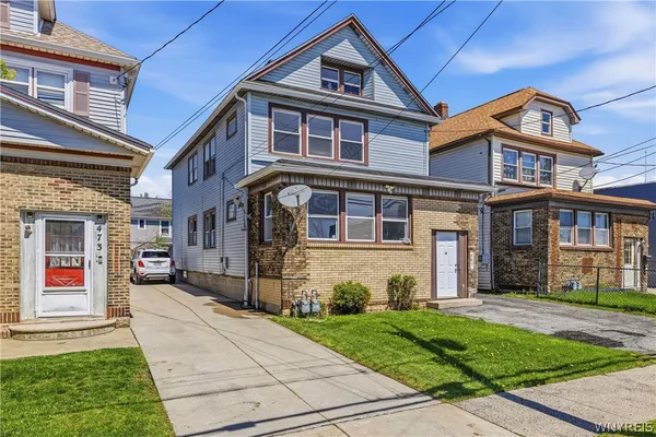 $250,000 | 469 Hinman Avenue, Buffalo, NY 14216