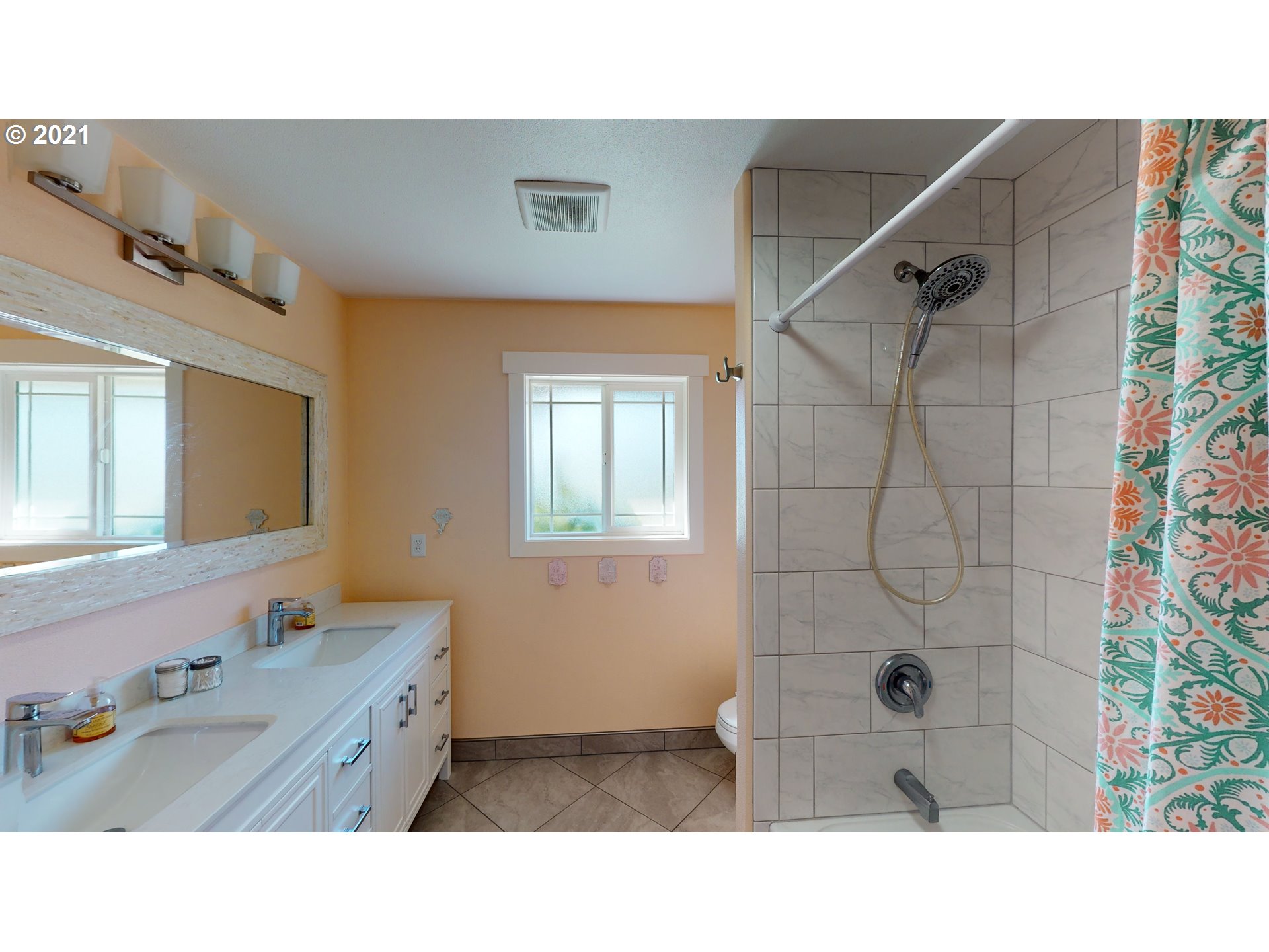 1657 Fisher Road Roseburg, OR 97471 - Photo 21 of 32 Gallery Image 21