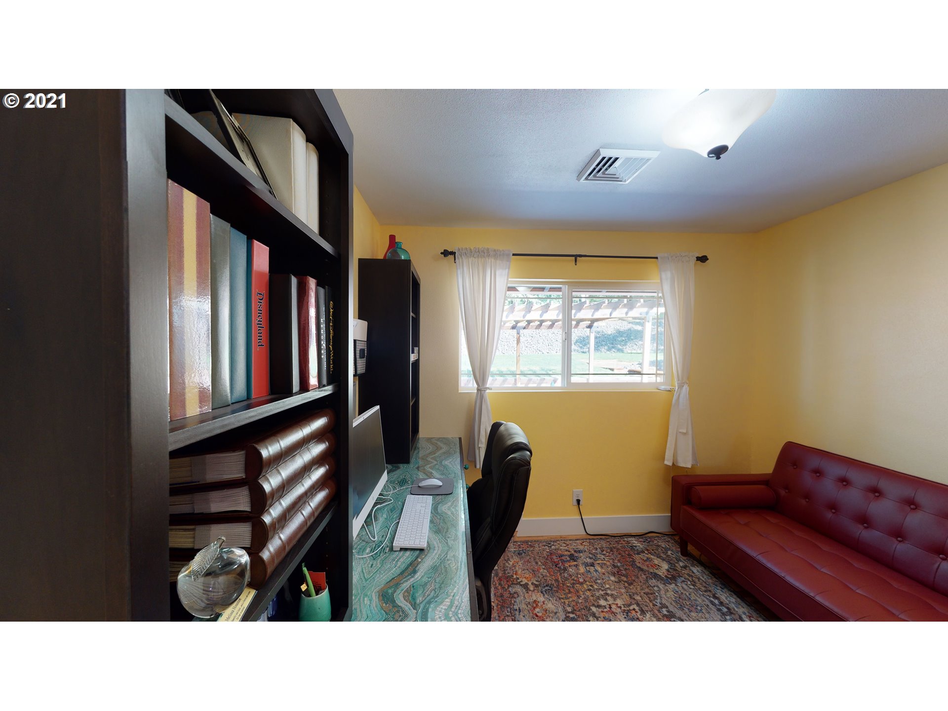 1657 Fisher Road Roseburg, OR 97471 - Photo 27 of 32 Gallery Image 27