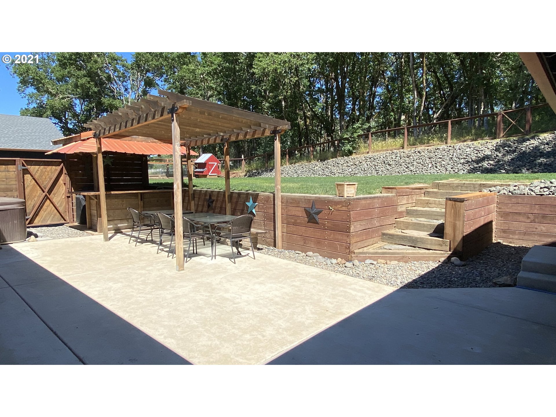 1657 Fisher Road Roseburg, OR 97471 - Photo 30 of 32 Gallery Image 30