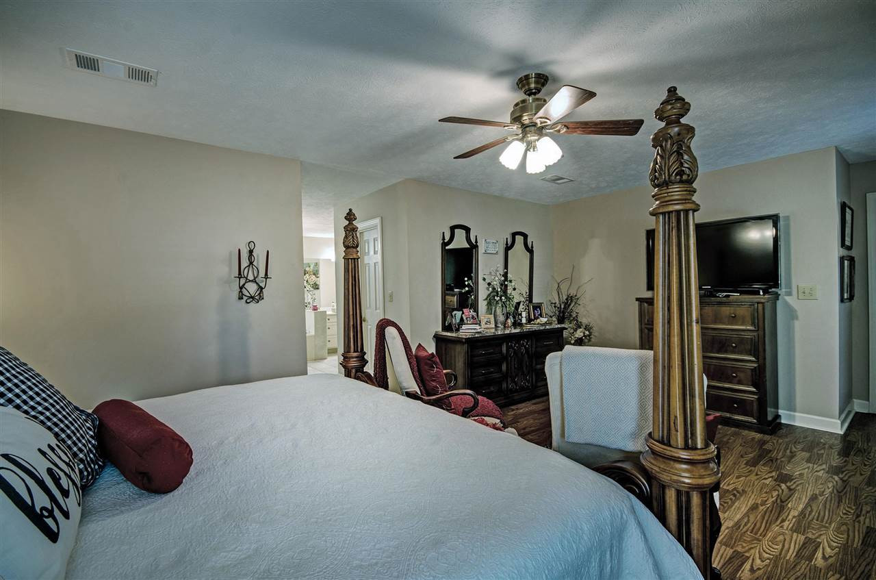 172 Charlie White Road Pelahatchie, MS 39145 - Photo 23 of 38 Photo 24