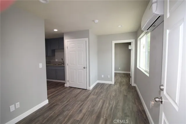 $2,300 | 4986 Southern Avenue, Unit E, South Gate, CA 90280