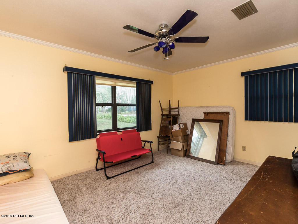 59 Nelsons Point Keystone Heights, FL 32656 - Photo 11 of 17 Third bedroom