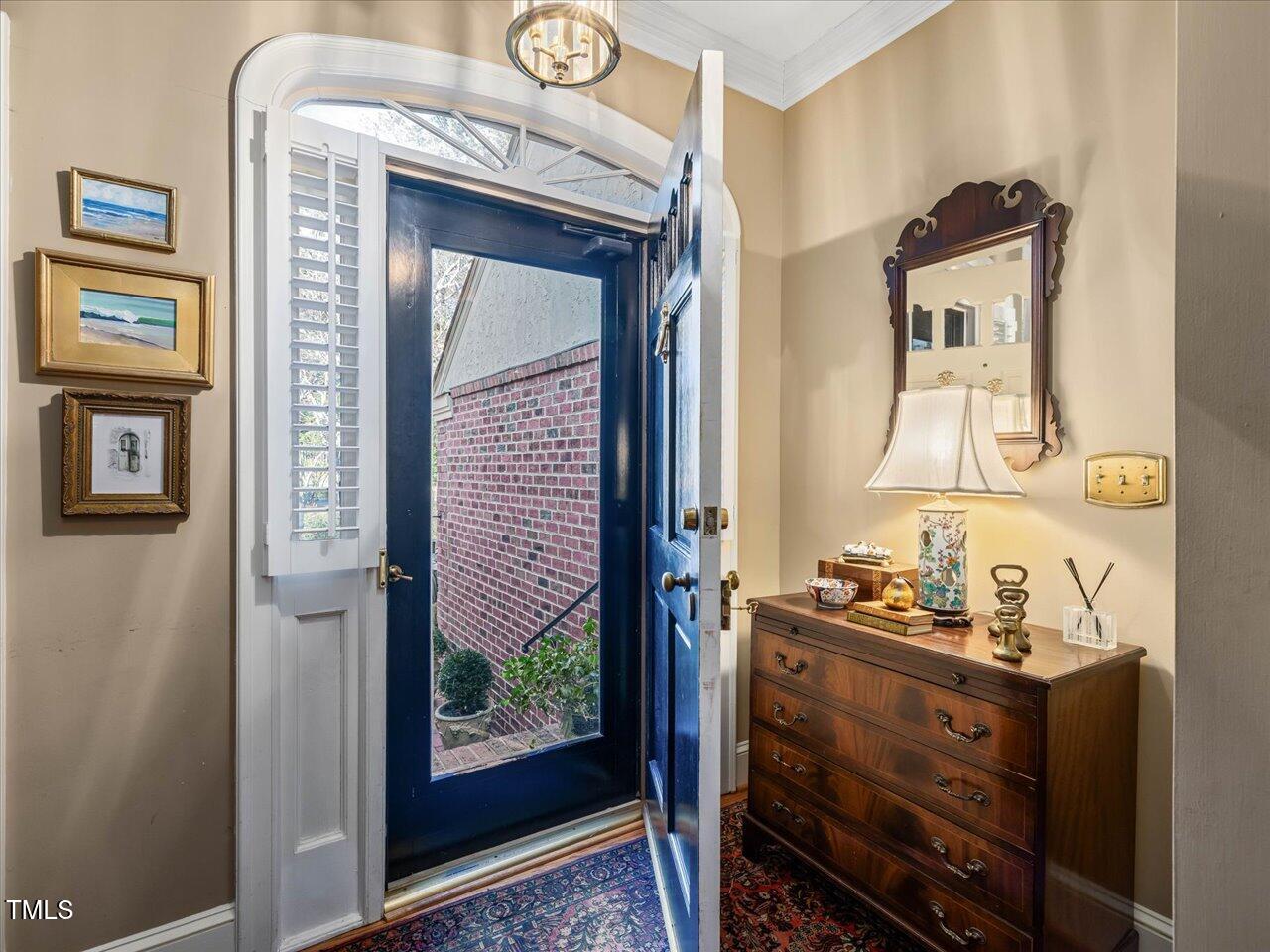 3307 Ridgecrest Court Raleigh, NC 27607 - Photo 4 of 34 07-Foyer