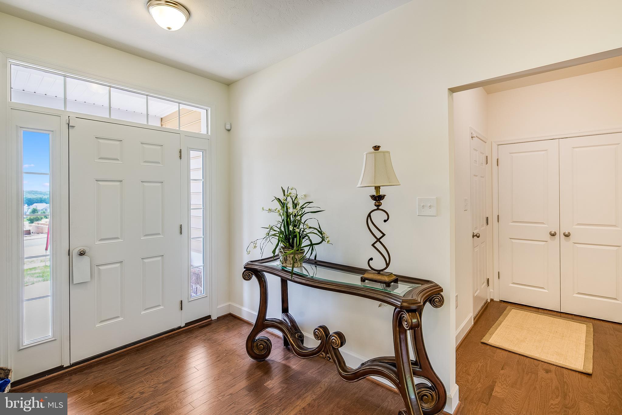 1331 Maple Lane Hanover, PA 17331 - Photo 2 of 19 Foyer SIMILAR PHOTO