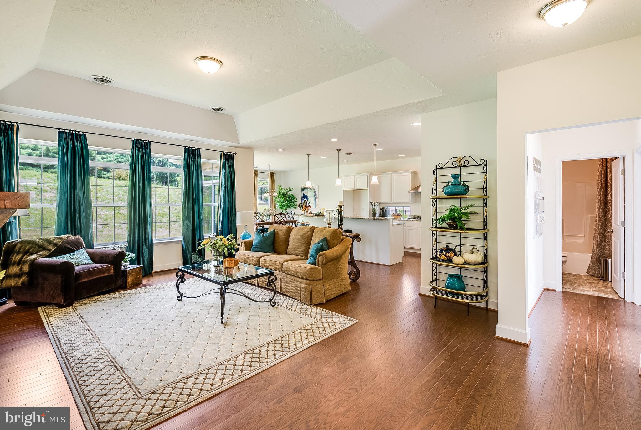 1331 Maple Lane Hanover, PA 17331 - Photo 5 of 19 Family room
