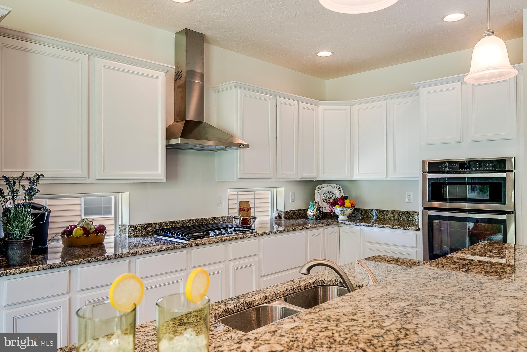 1331 Maple Lane Hanover, PA 17331 - Photo 10 of 19 Kitchen