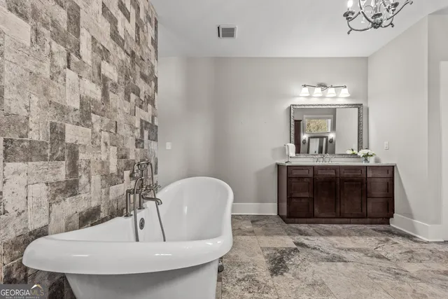 $1,250,000 | 1040 Peacock Drive, Bishop, GA 30621