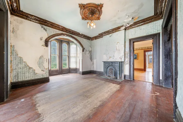 $314,900 | 4760 Highway 91, Oshkosh, WI 54904