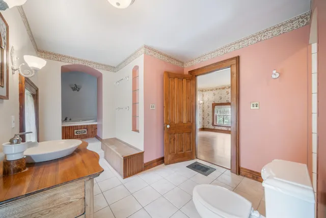 $314,900 | 4760 Highway 91, Oshkosh, WI 54904