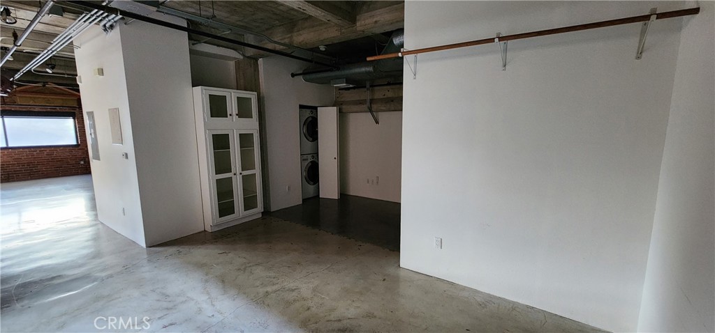 835 Locust Avenue, Unit 108 Long Beach, CA 90813 - Photo 5 of 8