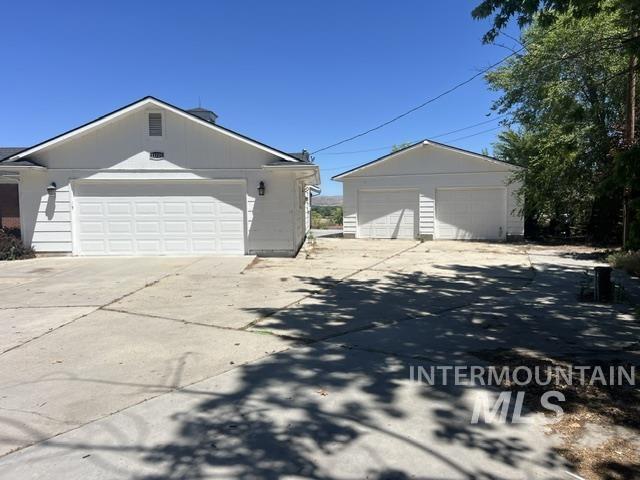 11700 West Chinden Ridge Drive Boise, ID 83714 - Photo 5 of 50