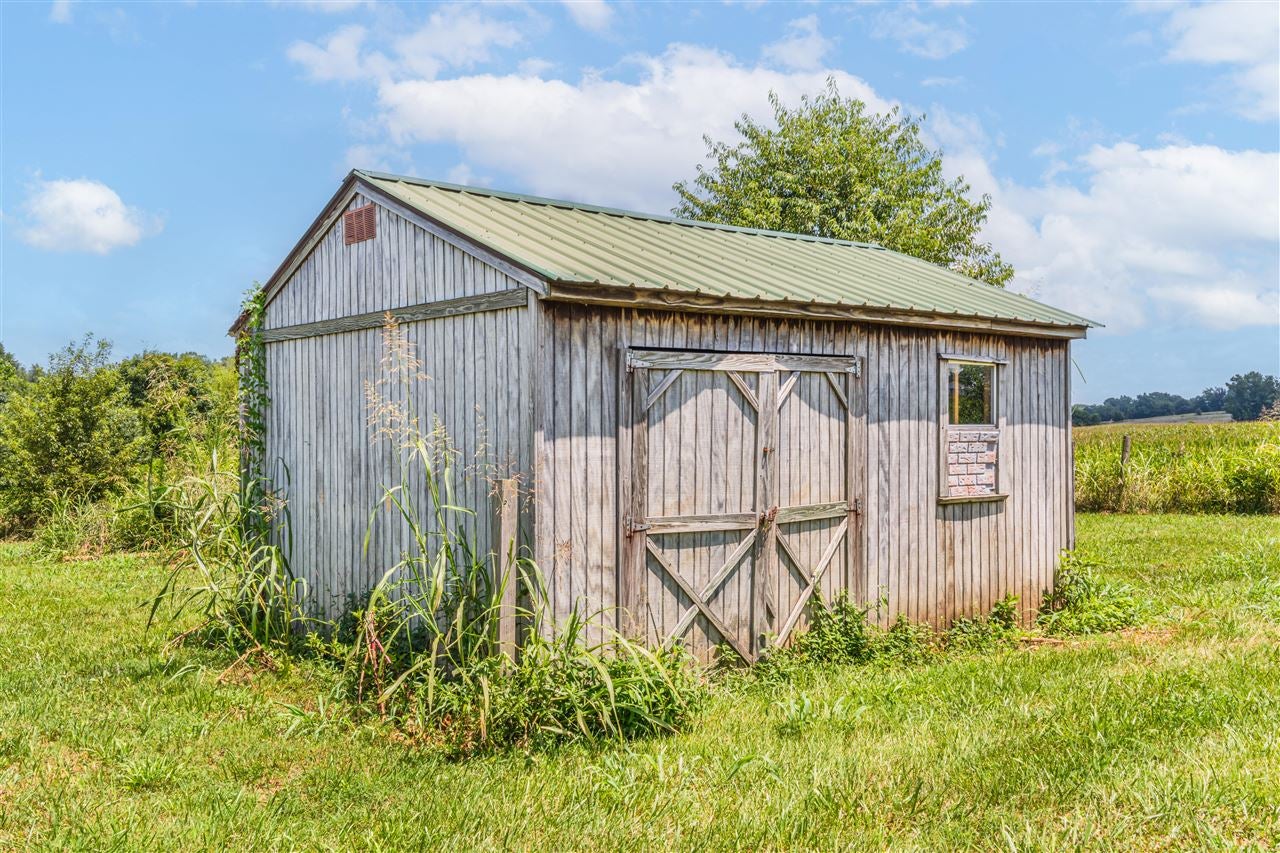 860 Howser Road Smiths Grove, KY 42171 - Photo 24 of 29 Gallery Image 24