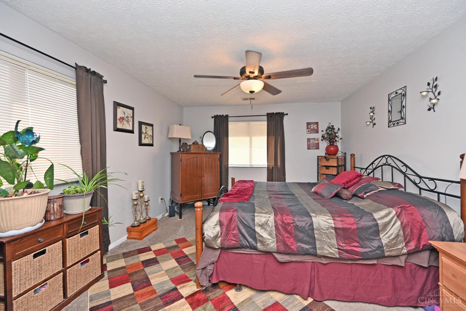 549 Davis Road, Unit 12 Cincinnati, OH 45255 - Photo 16 of 26 Gallery Image 16