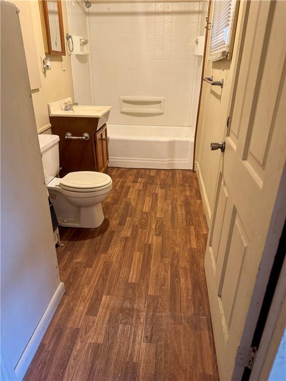 112 Cemetery Street Kingston, GA 30145 - Photo 7 of 28 a bathroom with a sink and a mirror
