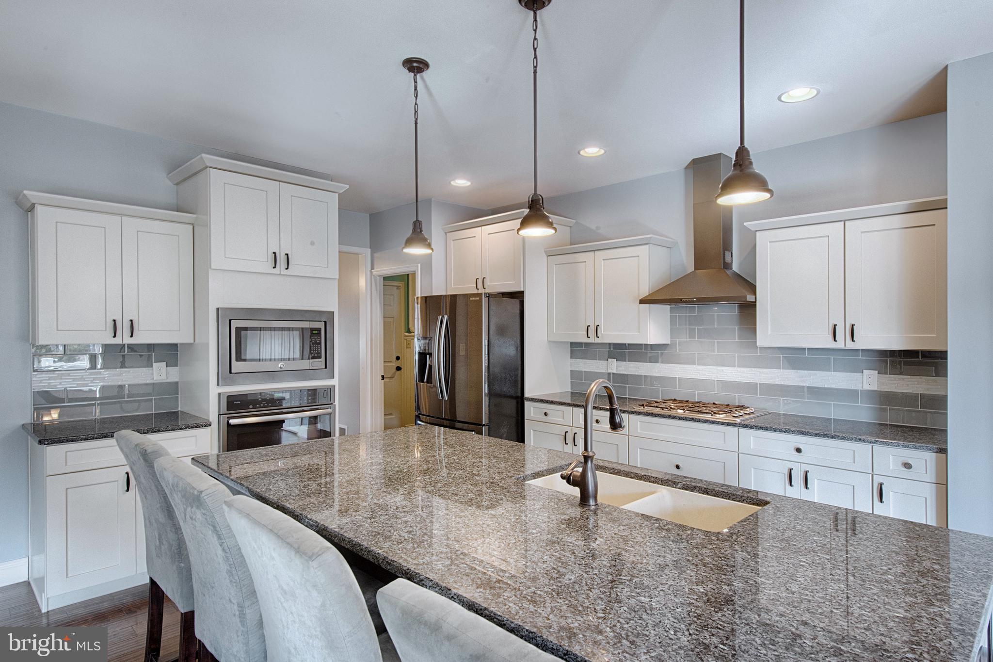 293 Henderson Road Bel Air, MD 21014 - Photo 9 of 43 Chef's kit feat granite, SS appl & rec'ed light