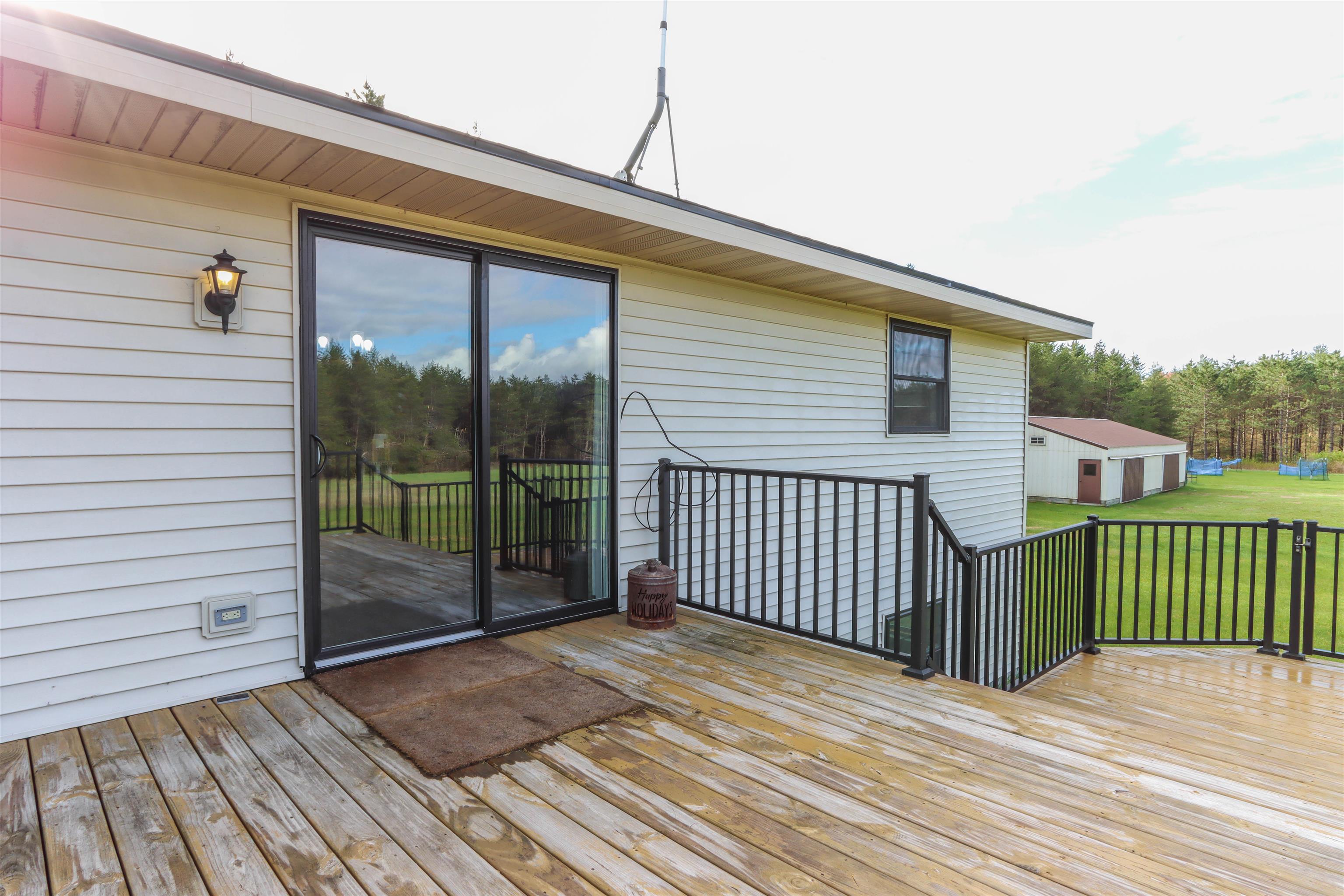 N6398 County Rd K Ogdensburg, WI 54962 - Photo 4 of 46