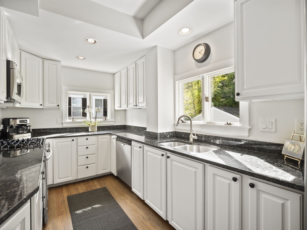 42 High Street Andover, MA 01810 - Photo 9 of 41 Gallery Image 9
