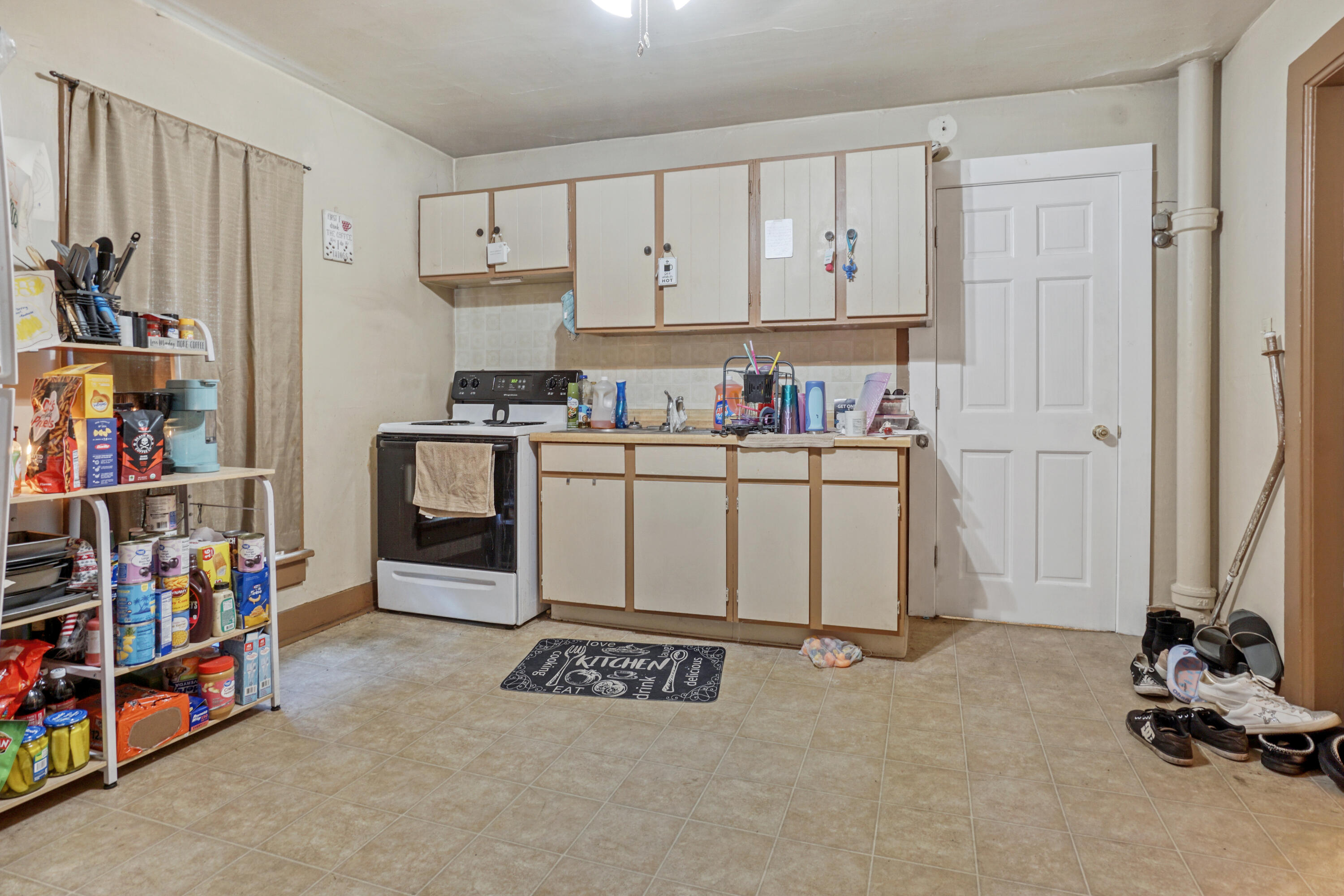 421 Amory Street Fond du Lac, WI 54935 - Photo 9 of 17 Upper Kitchen