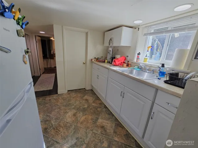 $1,152,000 | 5619 16th Avenue Northeast, Seattle, WA 98105