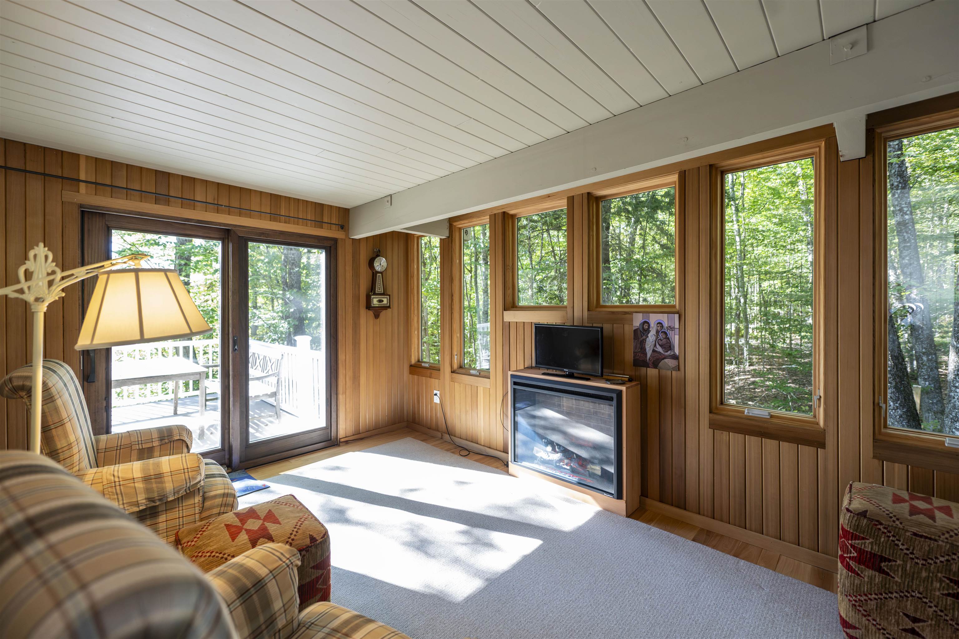 1877 Willard Road Hartford, VT 05059 - Photo 35 of 78