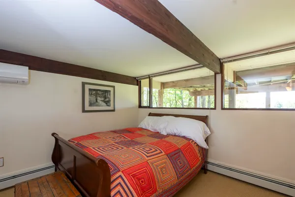 $850,000 | 1877 Willard Road, Hartford, VT 05059