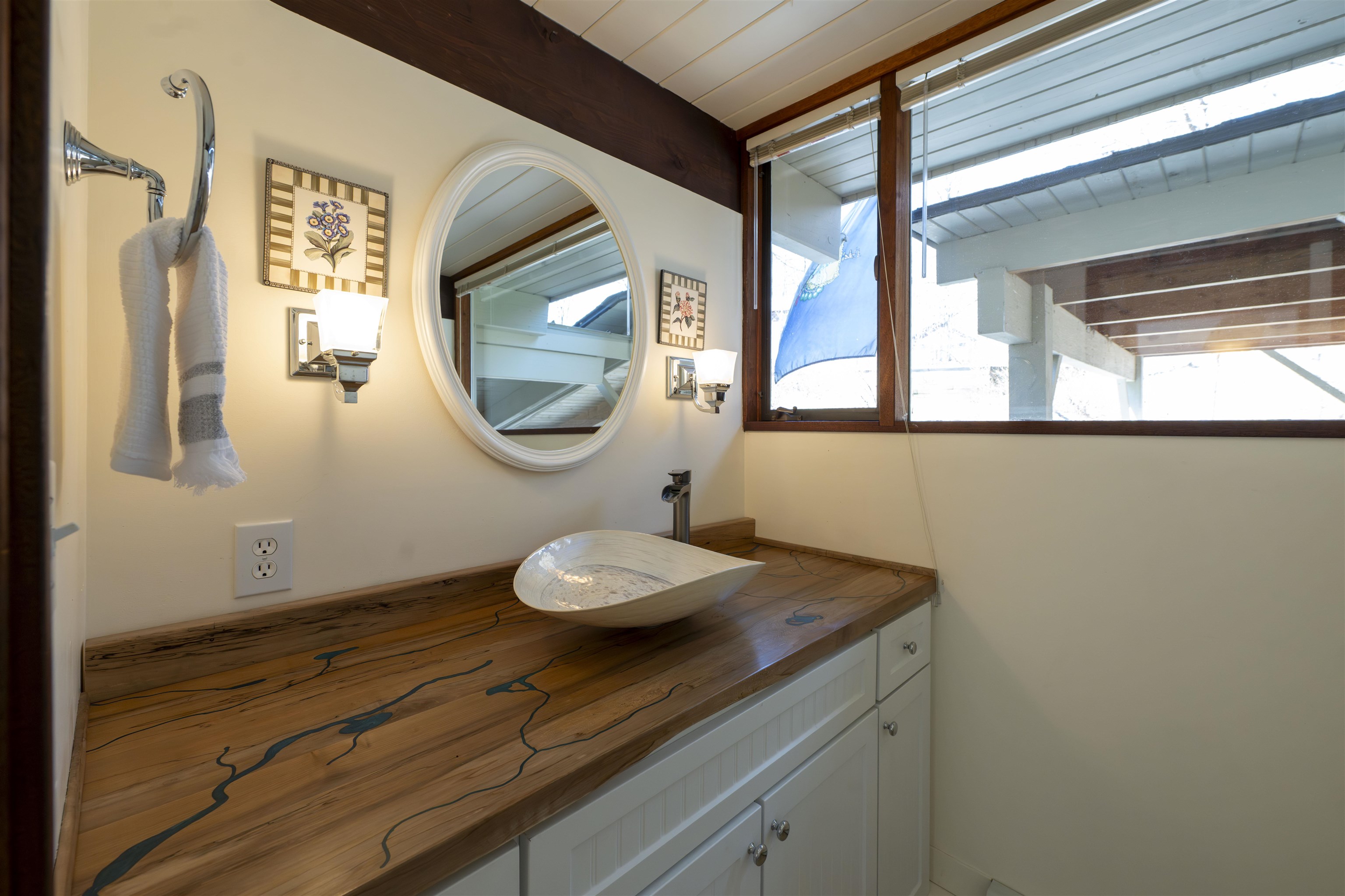 1877 Willard Road Hartford, VT 05059 - Photo 65 of 78