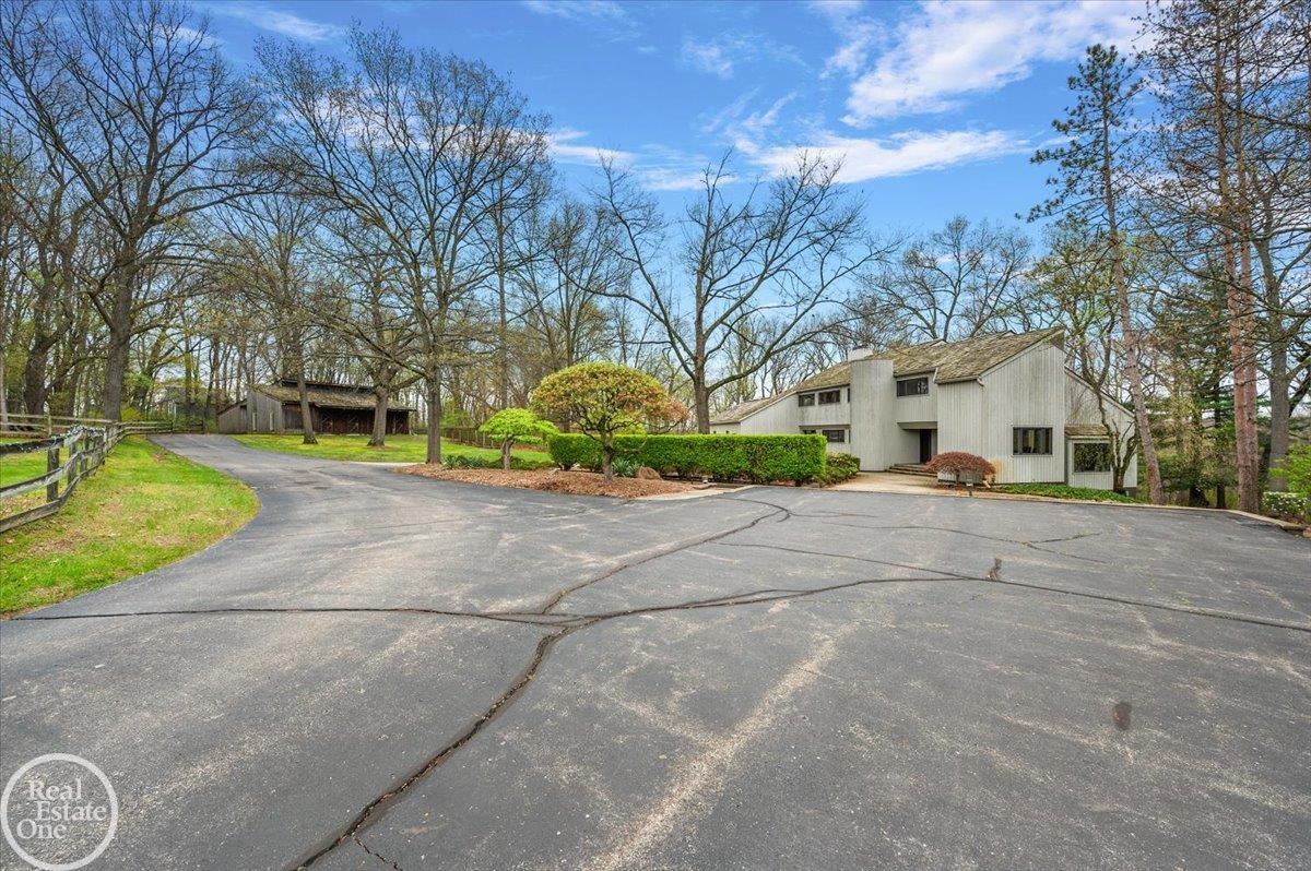 3750 Orion Road Oakland, MI 48363 - Photo 11 of 97