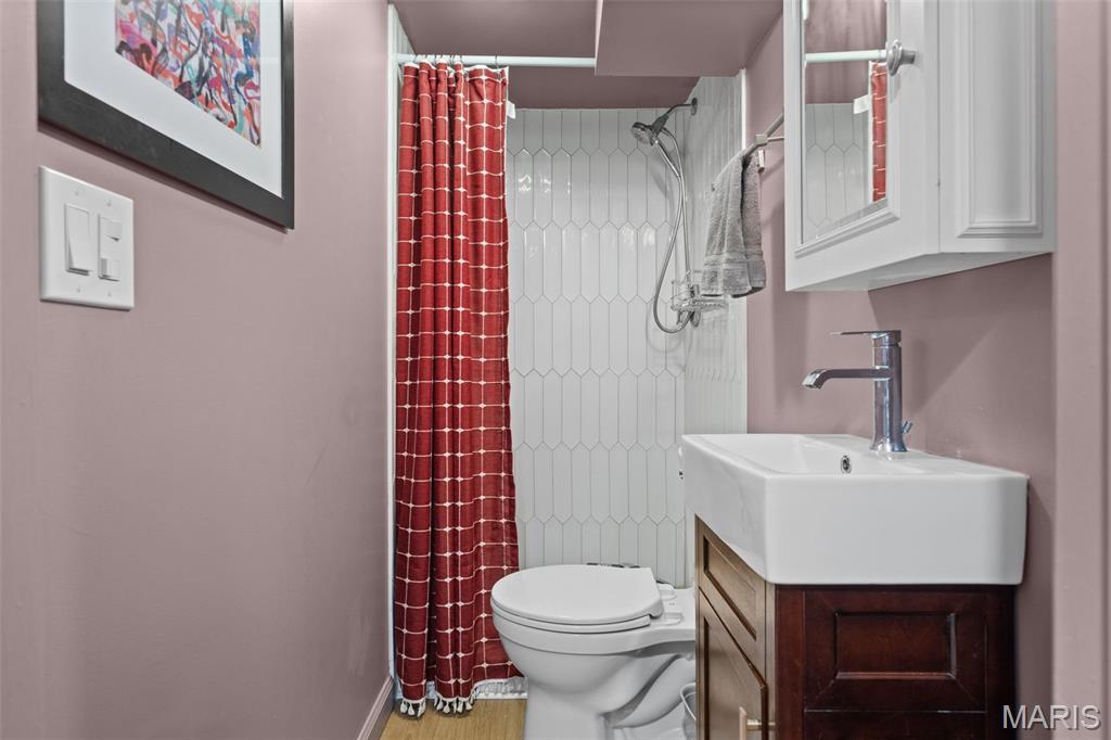 1414 Grant Road Webster Groves, MO 63119 - Photo 37 of 48 Gallery Image 37