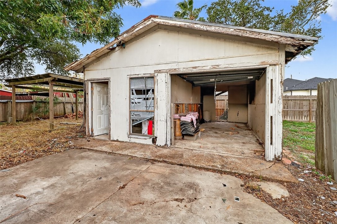 1930 Sandy Way Corpus Christi, TX 78418 - Photo 24 of 35 a view of a house with porch
