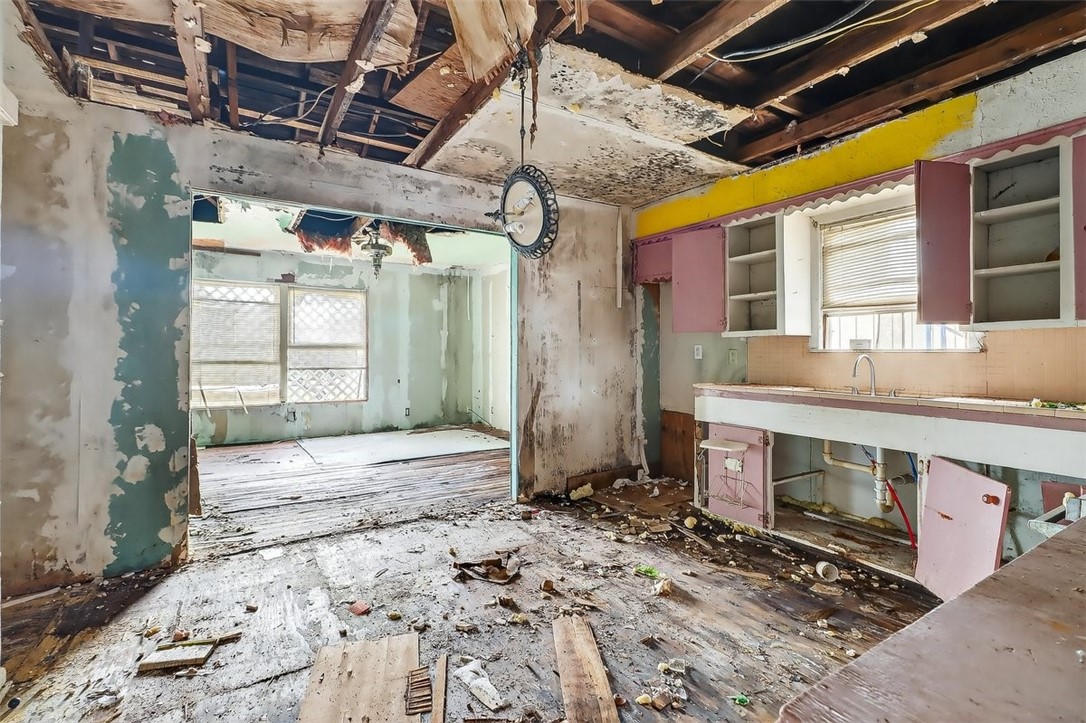 1930 Sandy Way Corpus Christi, TX 78418 - Photo 7 of 35 a view of a entryway door of the house