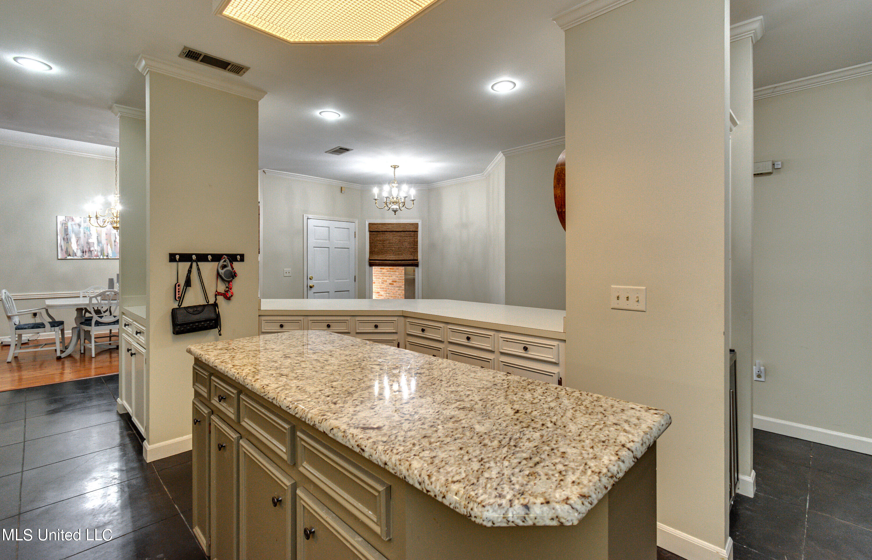 109 Northpointe Parkway Jackson, MS 39211 - Photo 14 of 63 109 Northpoint Parkway-23