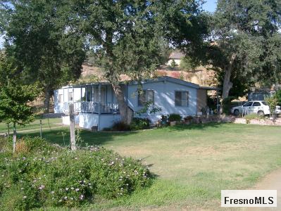 16035 Morgan Canyon Road Prather, CA 93651 - Photo 2 of 6 FRONT YARD