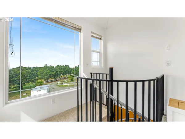 $819,000 | 3868 Grant Place, Bandon, OR 97411