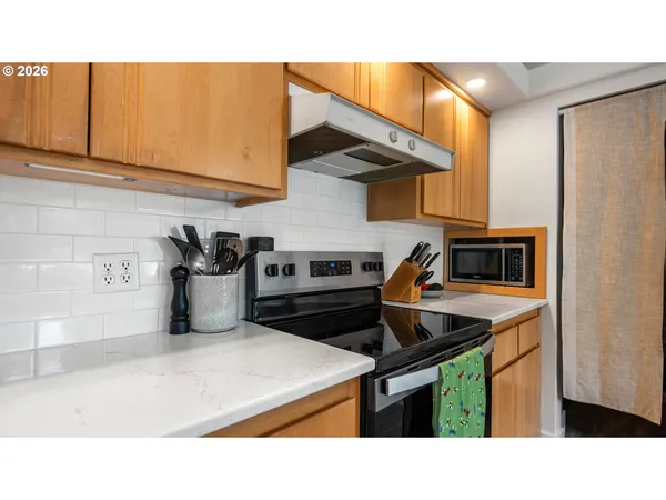 $819,000 | 3868 Grant Place, Bandon, OR 97411