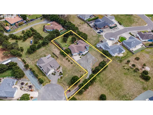 $819,000 | 3868 Grant Place, Bandon, OR 97411